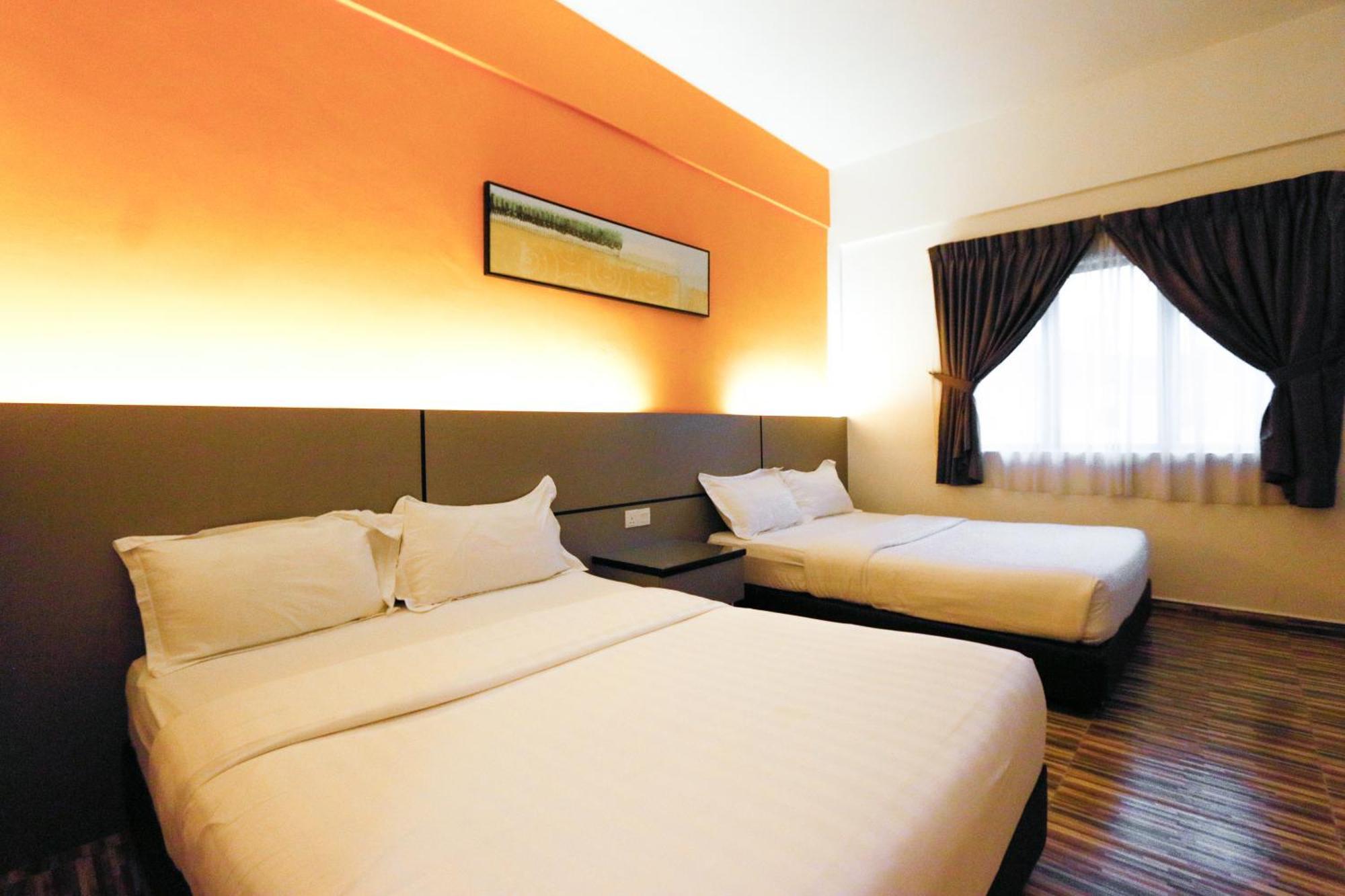 Travelland Hotel Ipoh Exterior photo