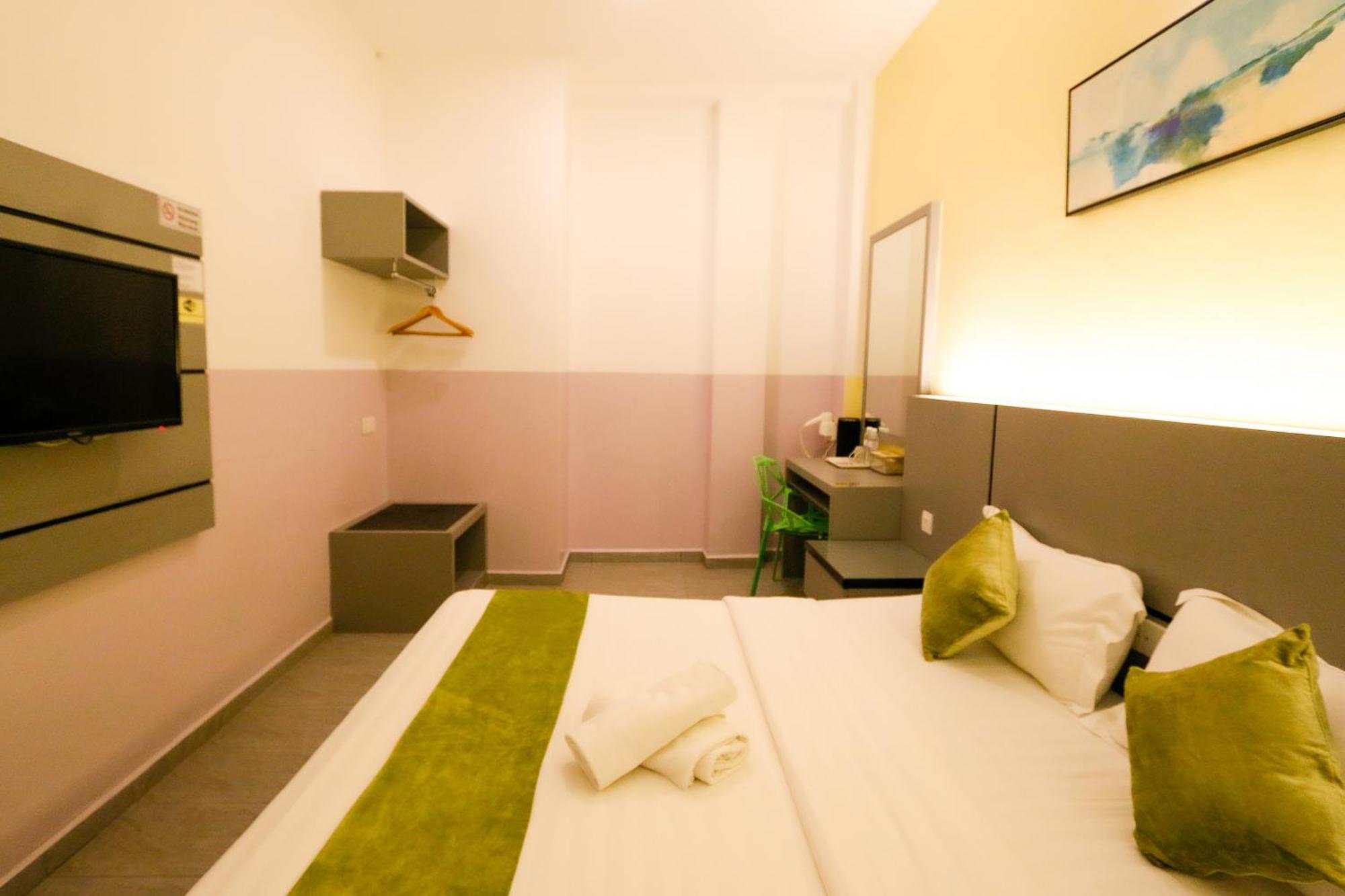 Travelland Hotel Ipoh Exterior photo