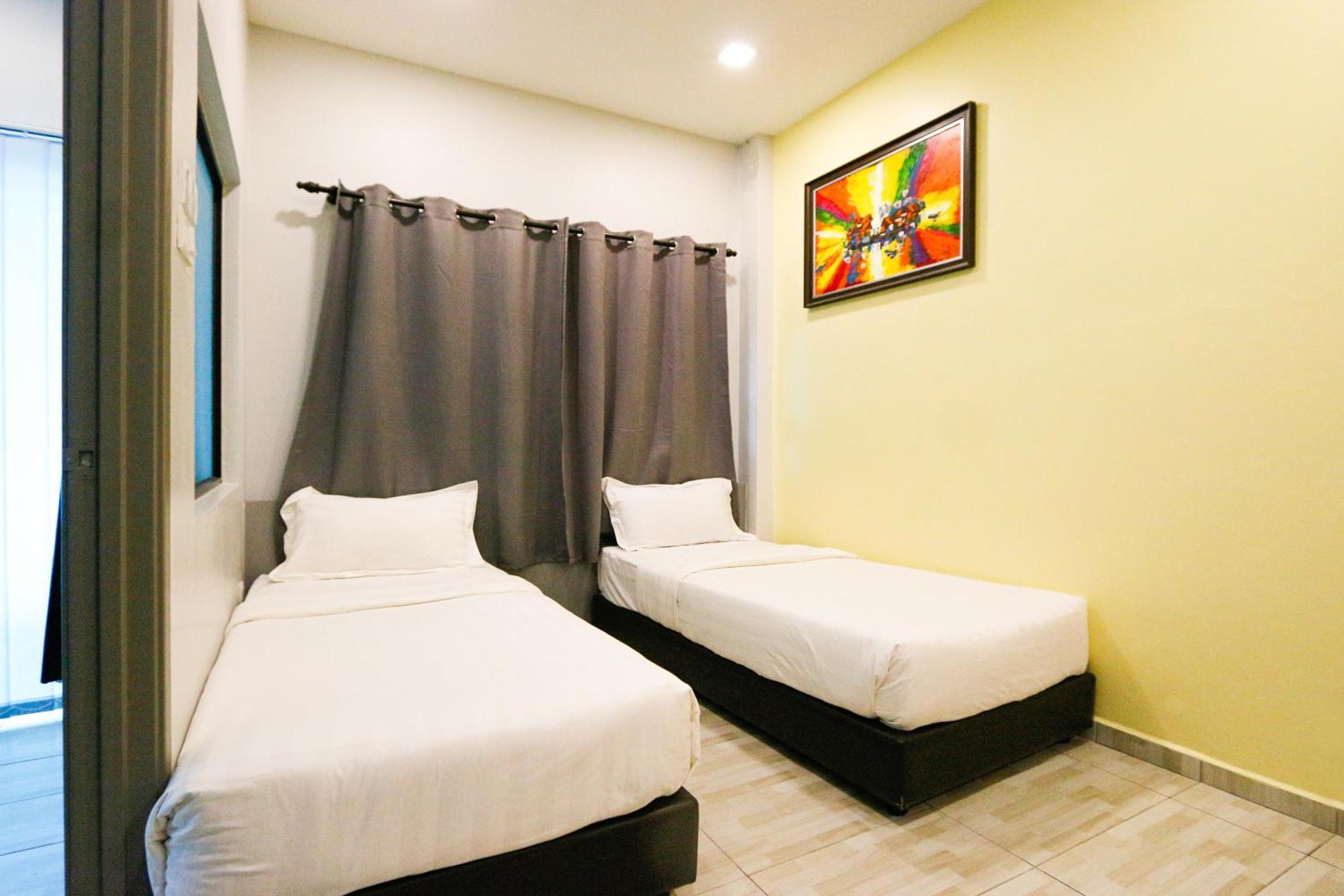 Travelland Hotel Ipoh Exterior photo