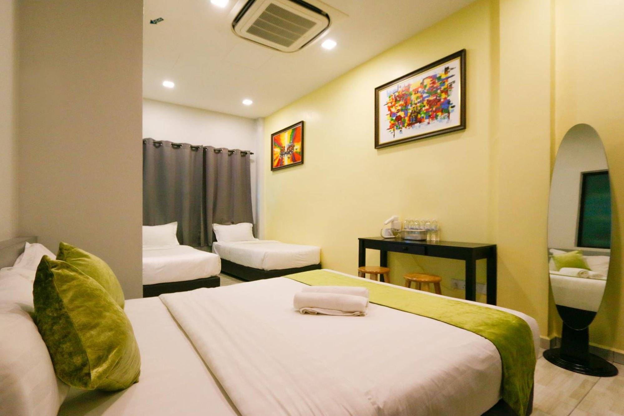 Travelland Hotel Ipoh Exterior photo