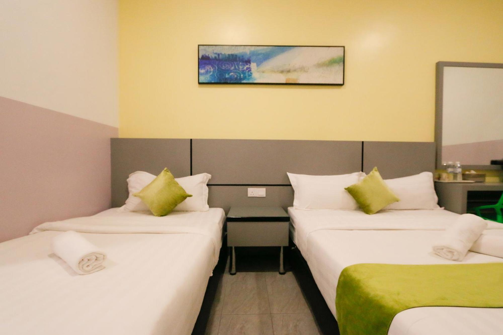 Travelland Hotel Ipoh Exterior photo